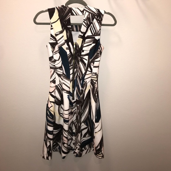 H &M dress - Picture 2 of 4